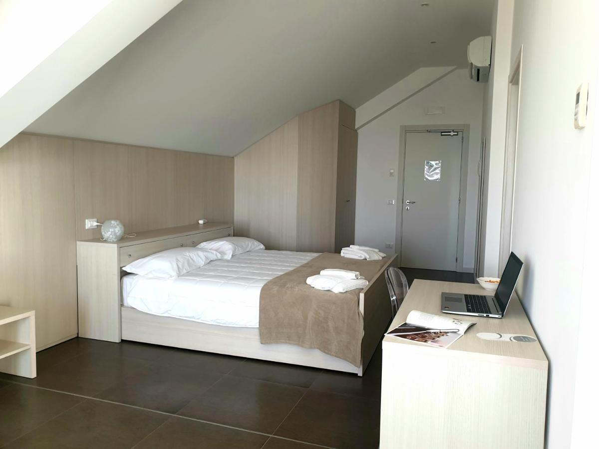 Hotel Grel เคียรามอนเตกุลฟิ ภายนอก รูปภาพ